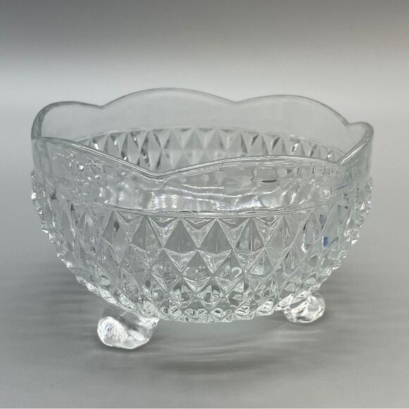Vtg Indiana Glass Co. Diamond Point Clear Depression Glass Footed Bowl Dish - Picture 2 of 6